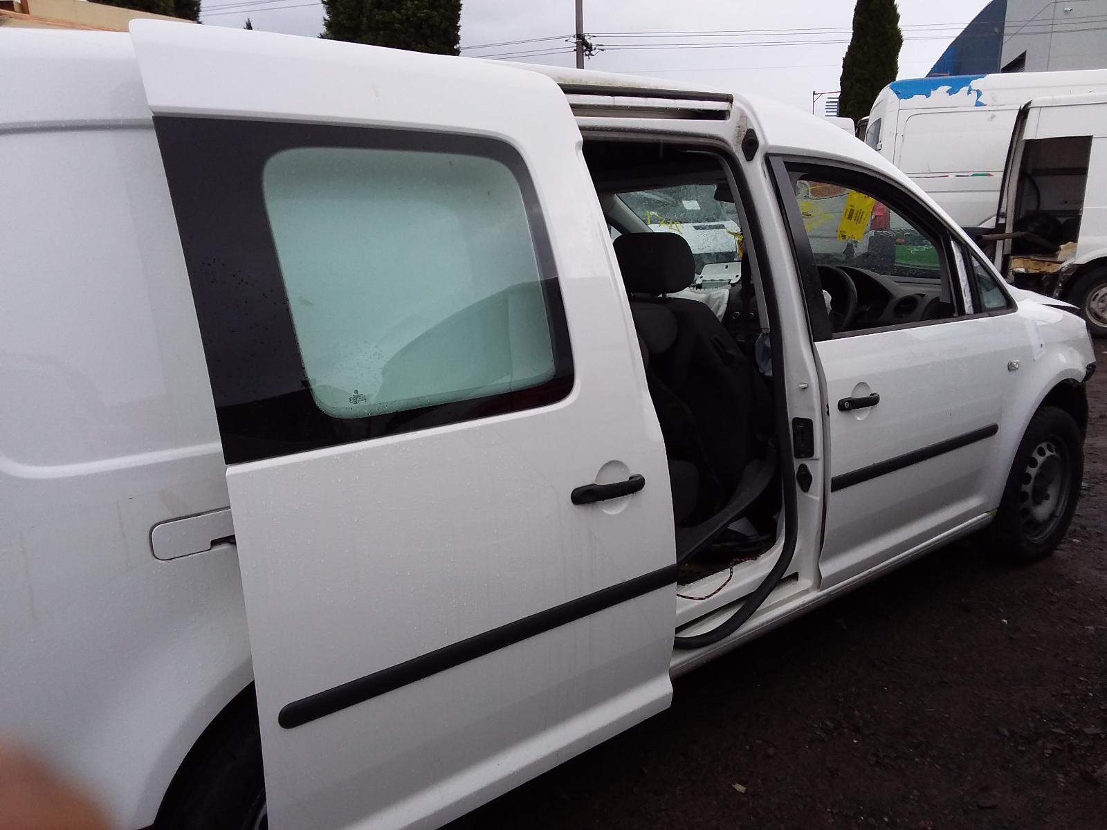 2015 Volkswagen Caddy Cargo Barrier View Auto part Cargo Barrier Volkswagen Caddy 2015