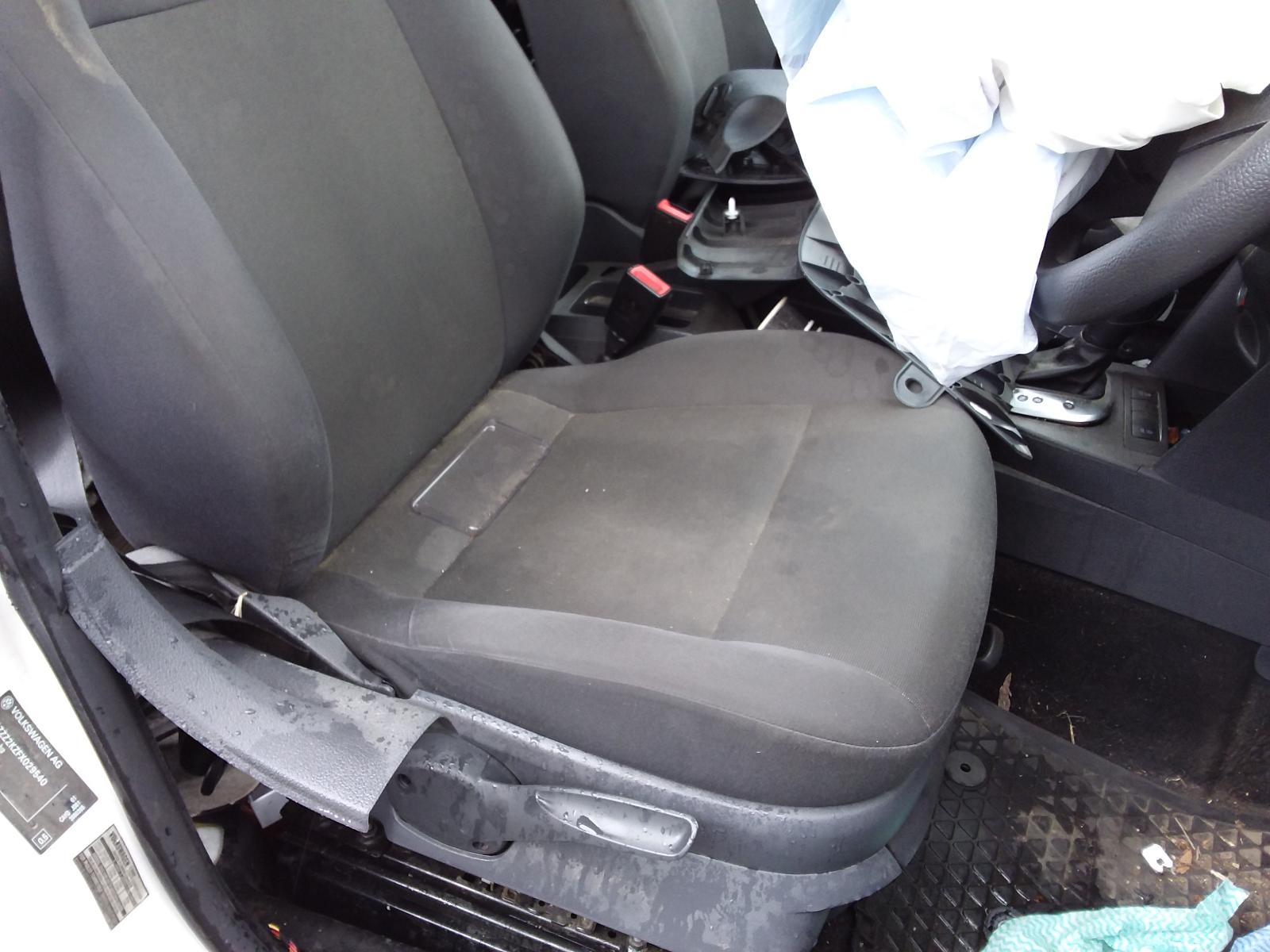 2015 Volkswagen Caddy Cargo Barrier View Auto part Cargo Barrier Volkswagen Caddy 2015