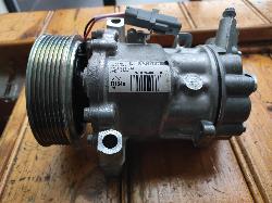 View Auto part A/C Compressor Renault Kangoo 2021