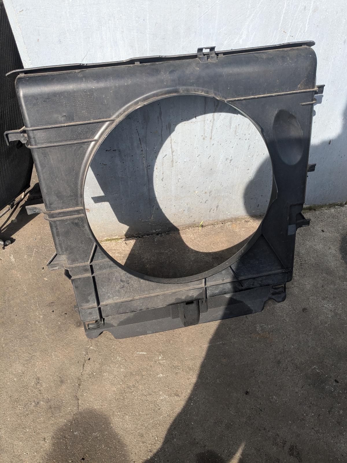 2013 Mercedes Sprinter Fan Shroud View Auto part Fan Shroud Mercedes Sprinter 2013