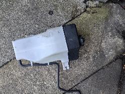 View Auto part Overflow Bottle Hyundai Iload/imax 2010