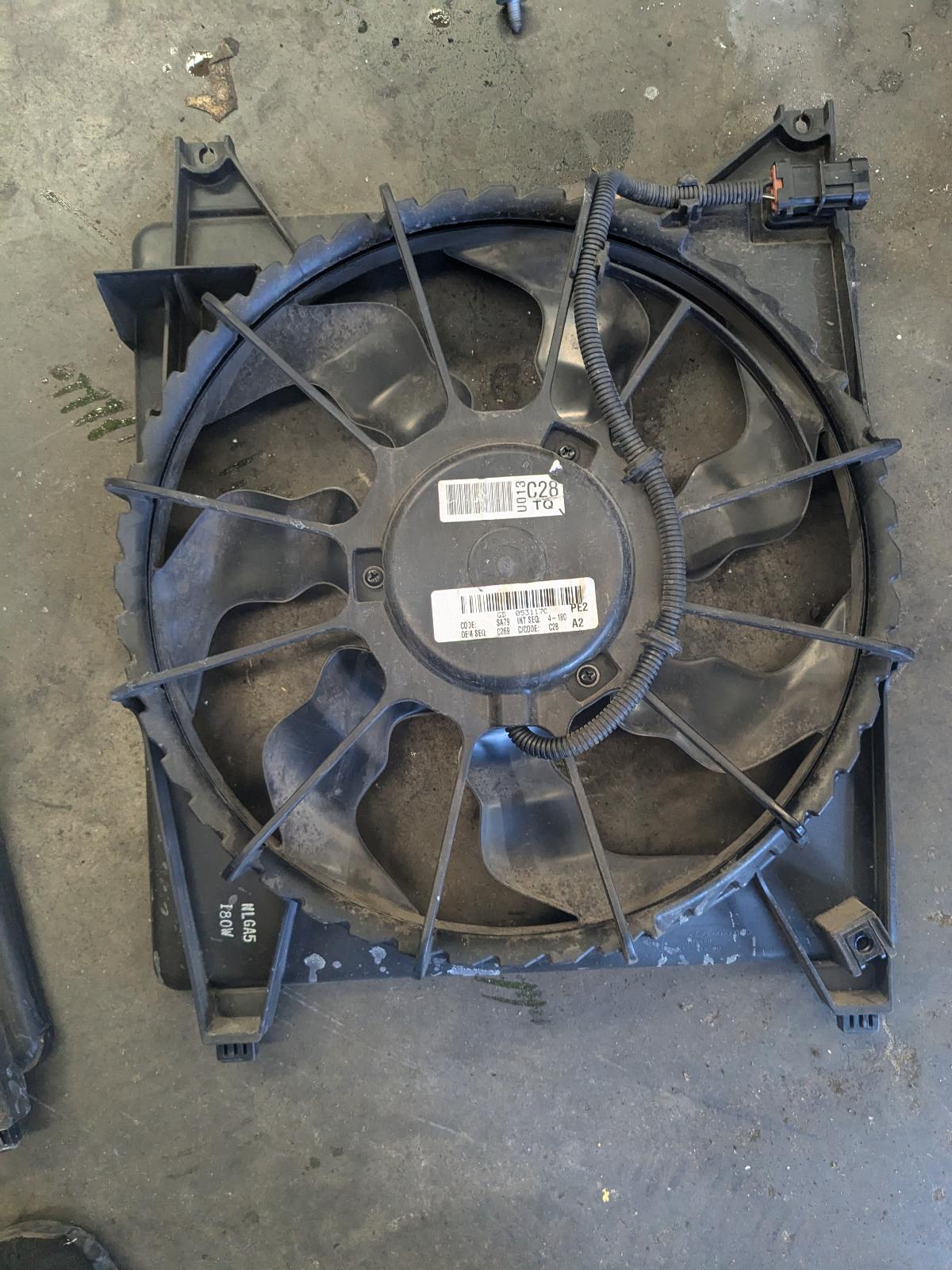 2020 Hyundai Iload/imax Fan View Auto part Fan Hyundai Iload/imax 2020