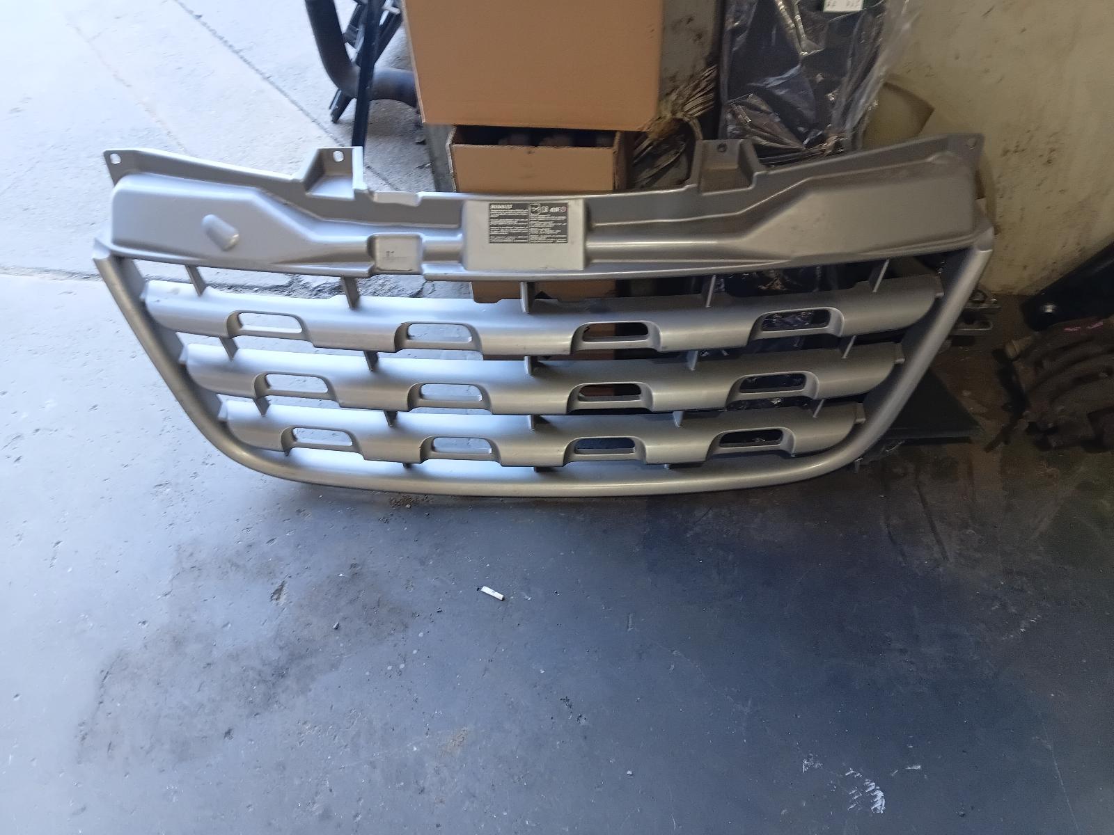 View Auto part Grille Renault Master 2012