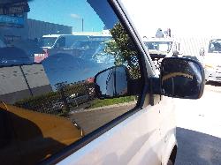 View Auto part Left Rear Hub Assembly Volkswagen Transporter 2010